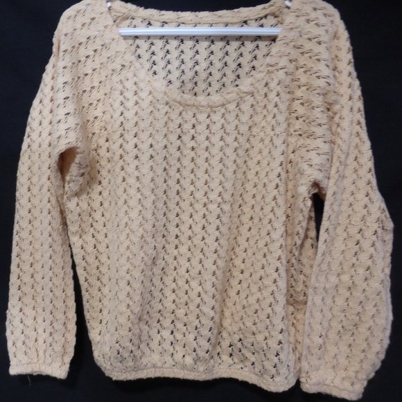 LACE by AMERICAN APPERAL one size, long sleeve top